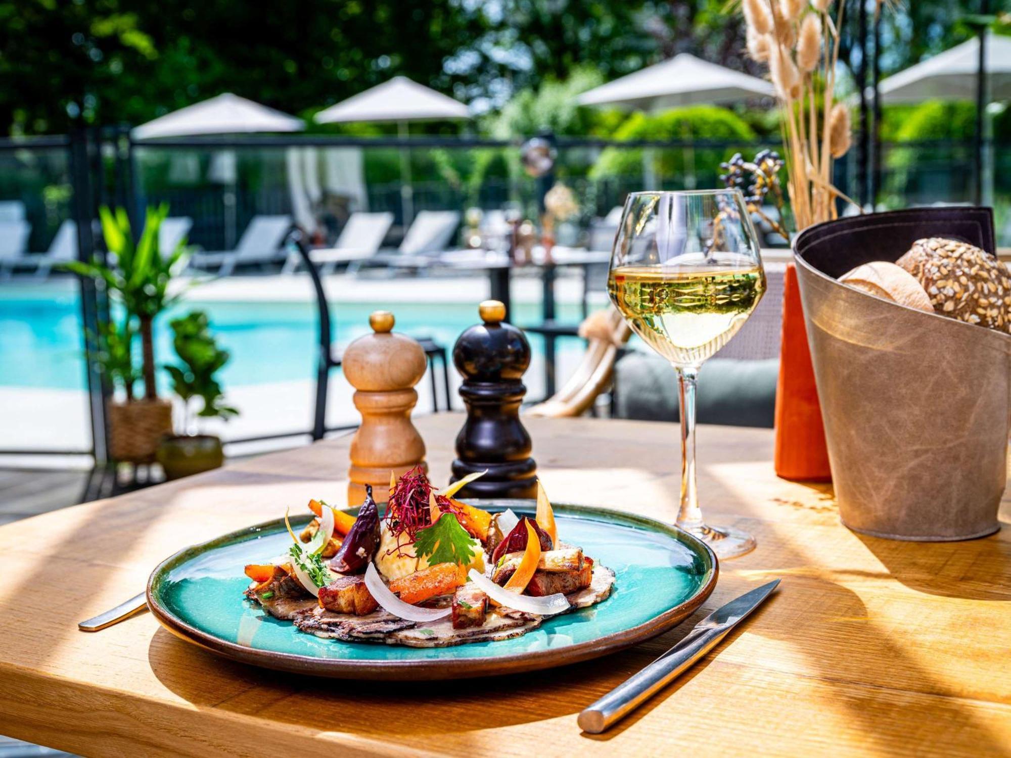 Mercure Beaune Centre Luaran gambar